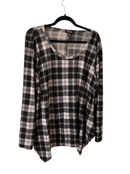 Rouge! Tops - Rouge Black & White Plaid Scoop Neck Long Sleeve Lightweight breathable.4X NWOT!
